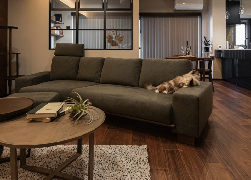 贅沢なひとときを叶える、ラグジュアリーモダンの住まい